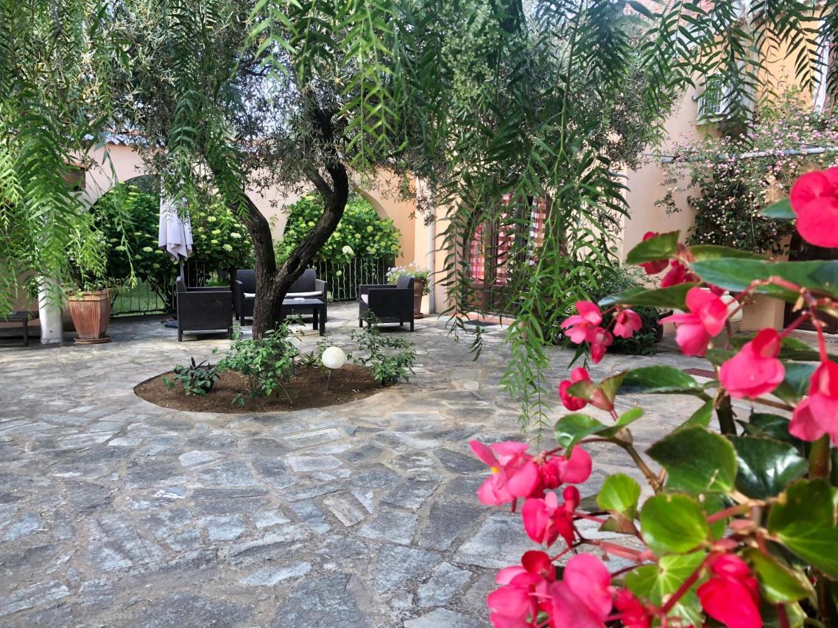 Domaine Le Clos Des Oliviers Sorbo-Ocagnano Exterior foto
