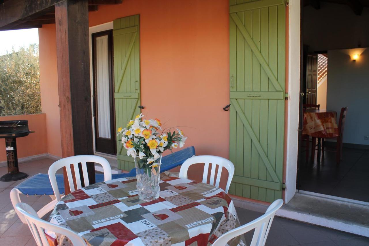 Domaine Le Clos Des Oliviers Sorbo-Ocagnano Exterior foto
